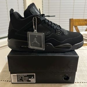 Air Jordan Retro 4 Black Cat Shoes.